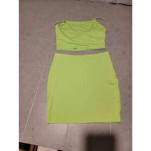 Snapped Styles 2 pc Skirt Crop Top Set Large Green